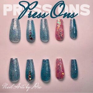 Nail Art by Dia Blue and Pink Glitter Press-On Nails